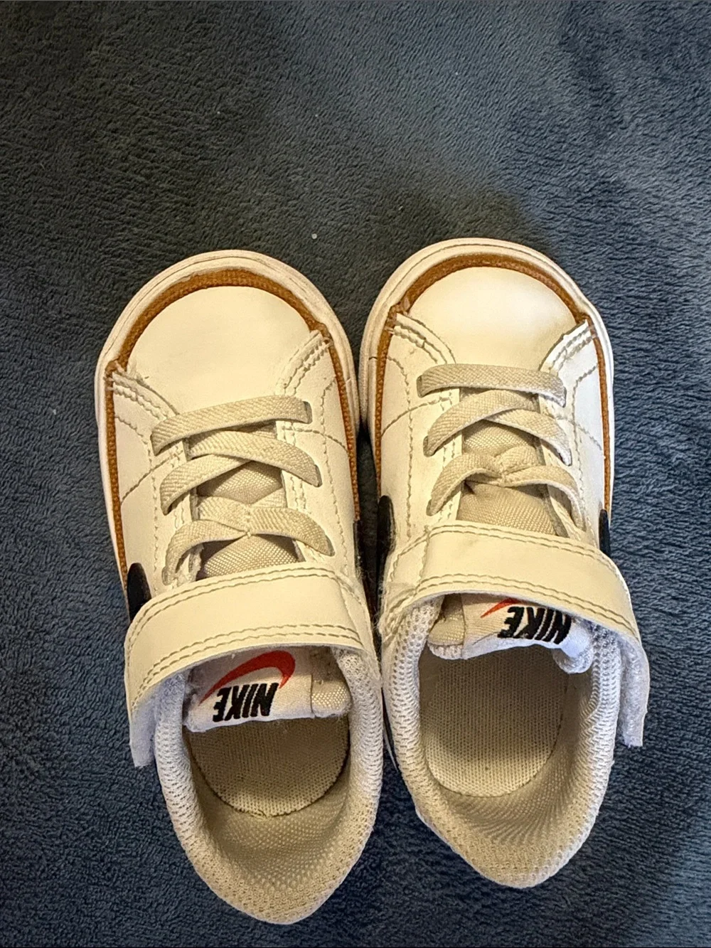 Nike classic low